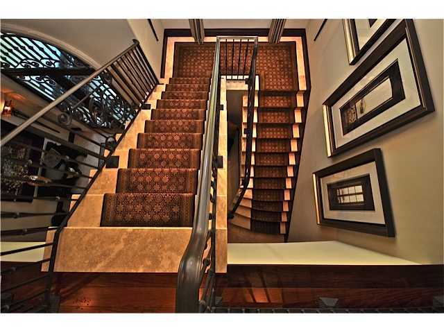 484 Areca Palm Road Boca Raton, FL 33432 - Photo 14 of 26 Stairs
