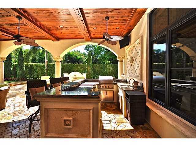 484 Areca Palm Road Boca Raton, FL 33432 - Photo 24 of 26 Summer Kitchen