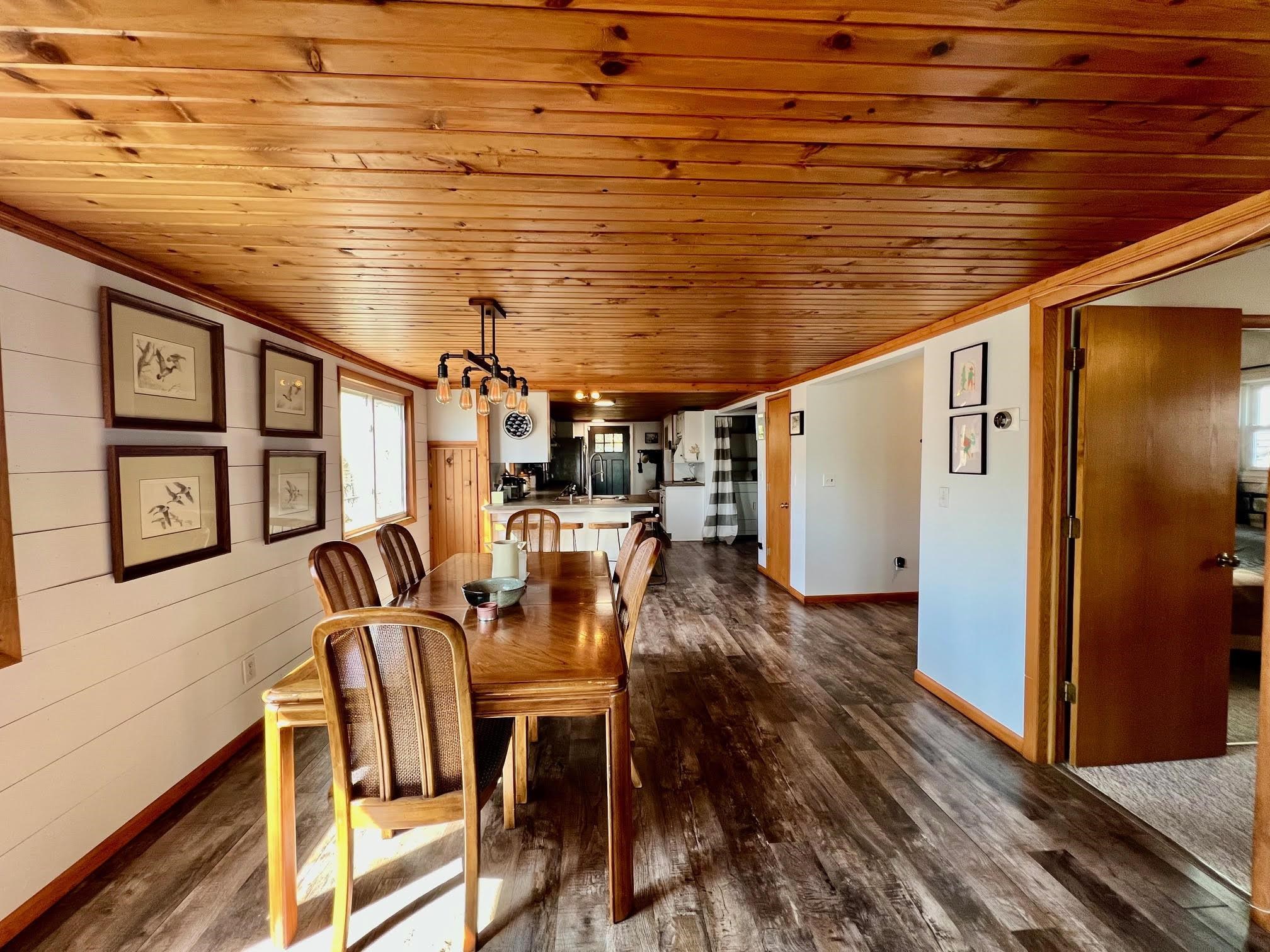 356 Killarney Beach Road Bay City, MI 48706 - Photo 13 of 47