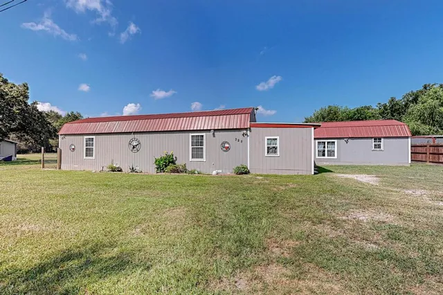 $174,990 | 325 Teakwood Avenue, Streetman, TX 75859