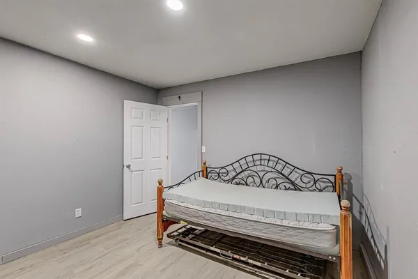 $159,990 | 325 Teakwood Avenue, Streetman, TX 75859