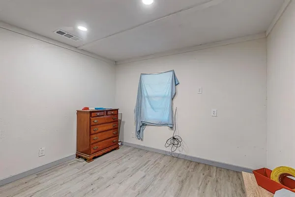$159,990 | 325 Teakwood Avenue, Streetman, TX 75859