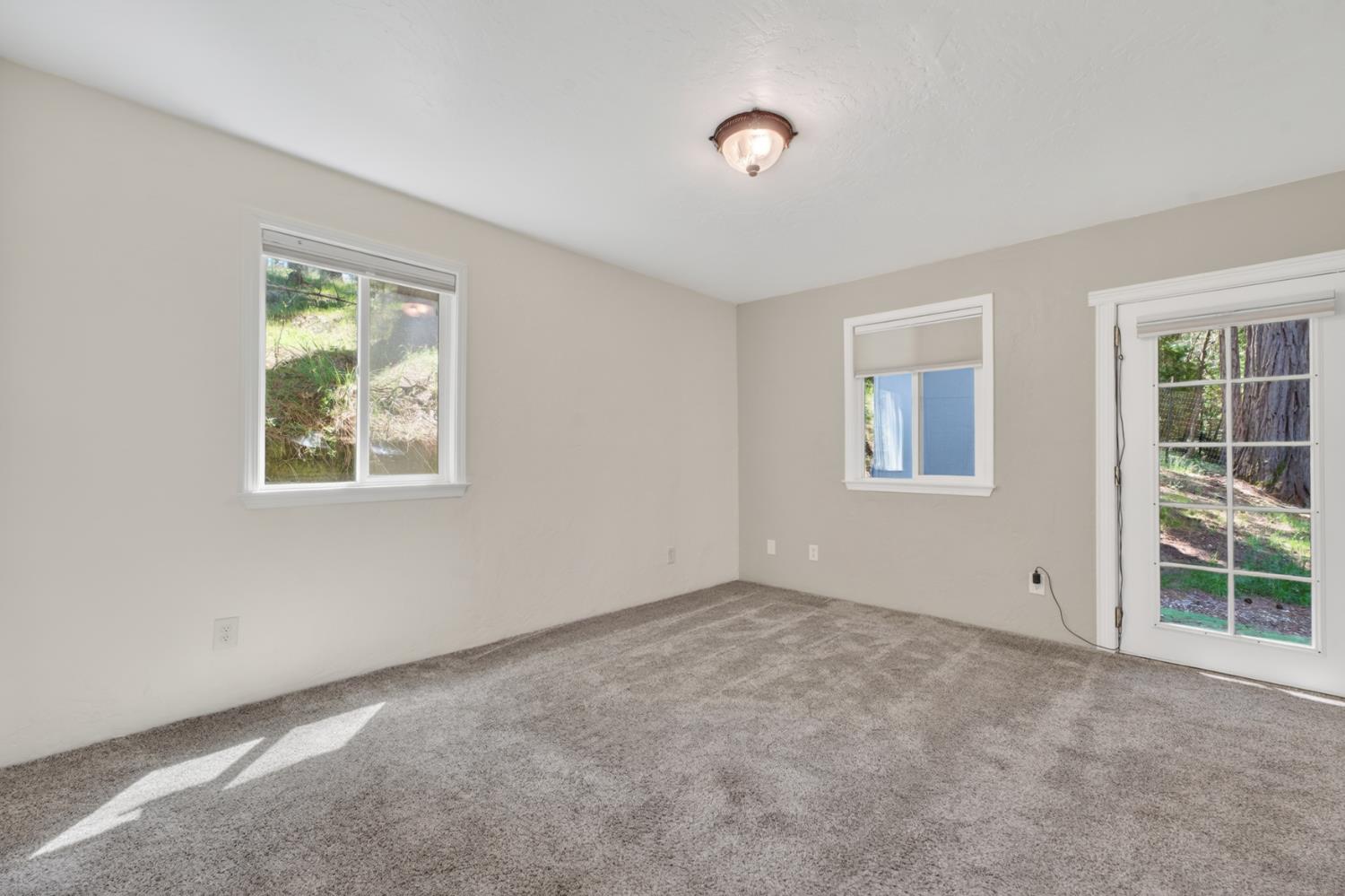 4340 Fairglade Road Placerville, CA 95667 - Photo 23 of 42 Primary bedroom