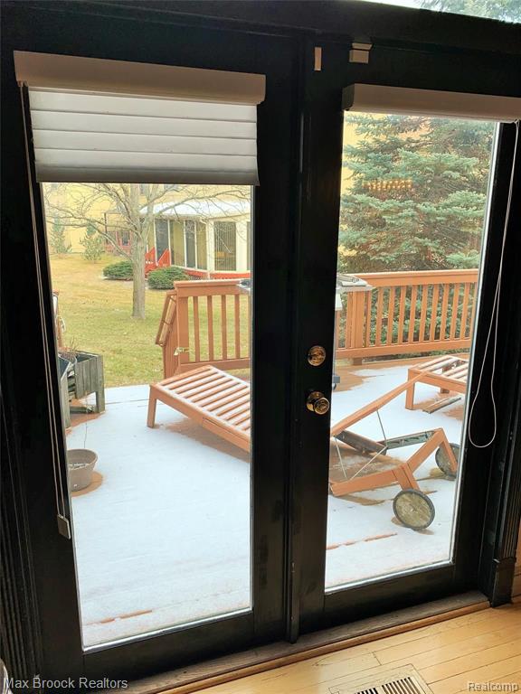 2271 Crystal Drive, Unit 35 Rochester Hills, MI 48309 - Photo 17 of 56