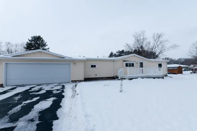 $269,900 | 1412 Birchwood Lane, Eau Claire, WI 54703
