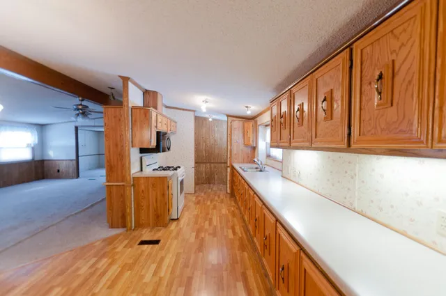 $269,900 | 1412 Birchwood Lane, Eau Claire, WI 54703