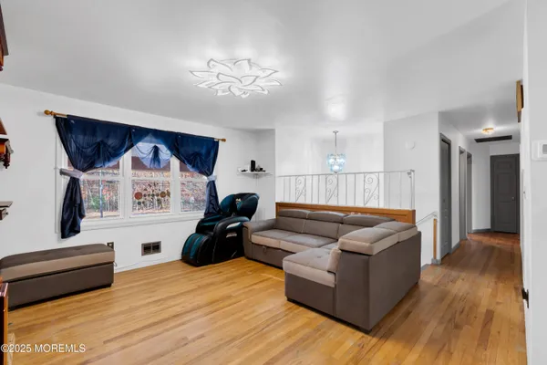 $675,000 | 95 Marginal Road, Jackson, NJ 08527