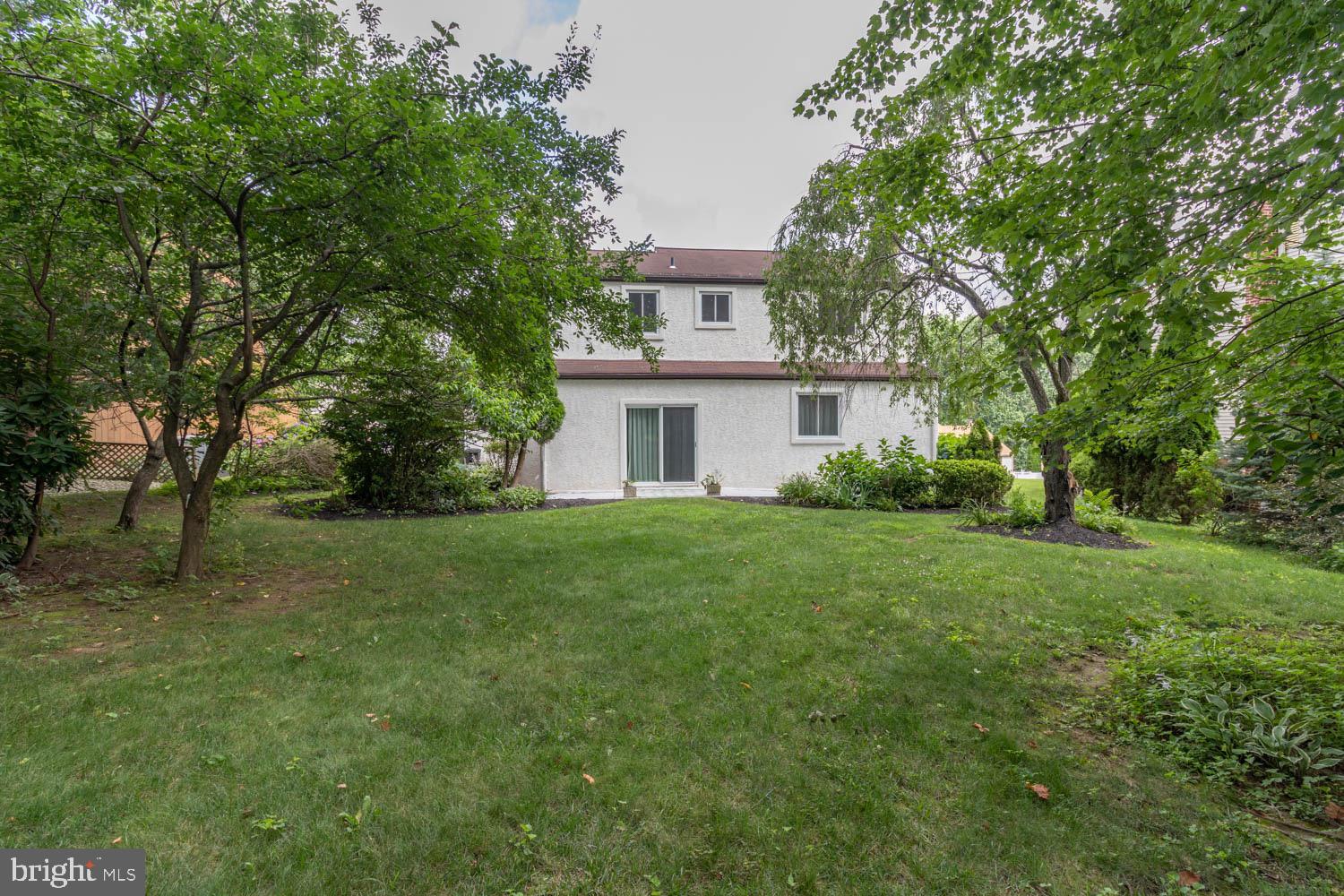 937 Caledonia Street Philadelphia, PA 19128 - Photo 31 of 35 Fantastic rear yard