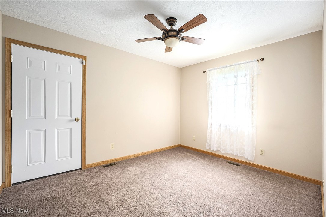6800 South Ridge Road East Geneva, OH 44041 - Photo 11 of 29 Bedroom 4