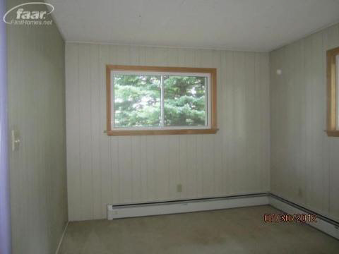 9490 Bennett Lake Road Fenton, MI 48430 - Photo 10 of 10 20195842-9.JPG