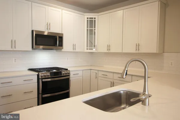 $2,900 | 14911 River Walk Way, Woodbridge, VA 22191