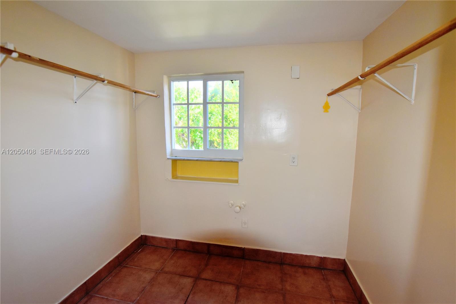 2615 Southwest 20th Street Miami, FL 33145 - Photo 13 of 17