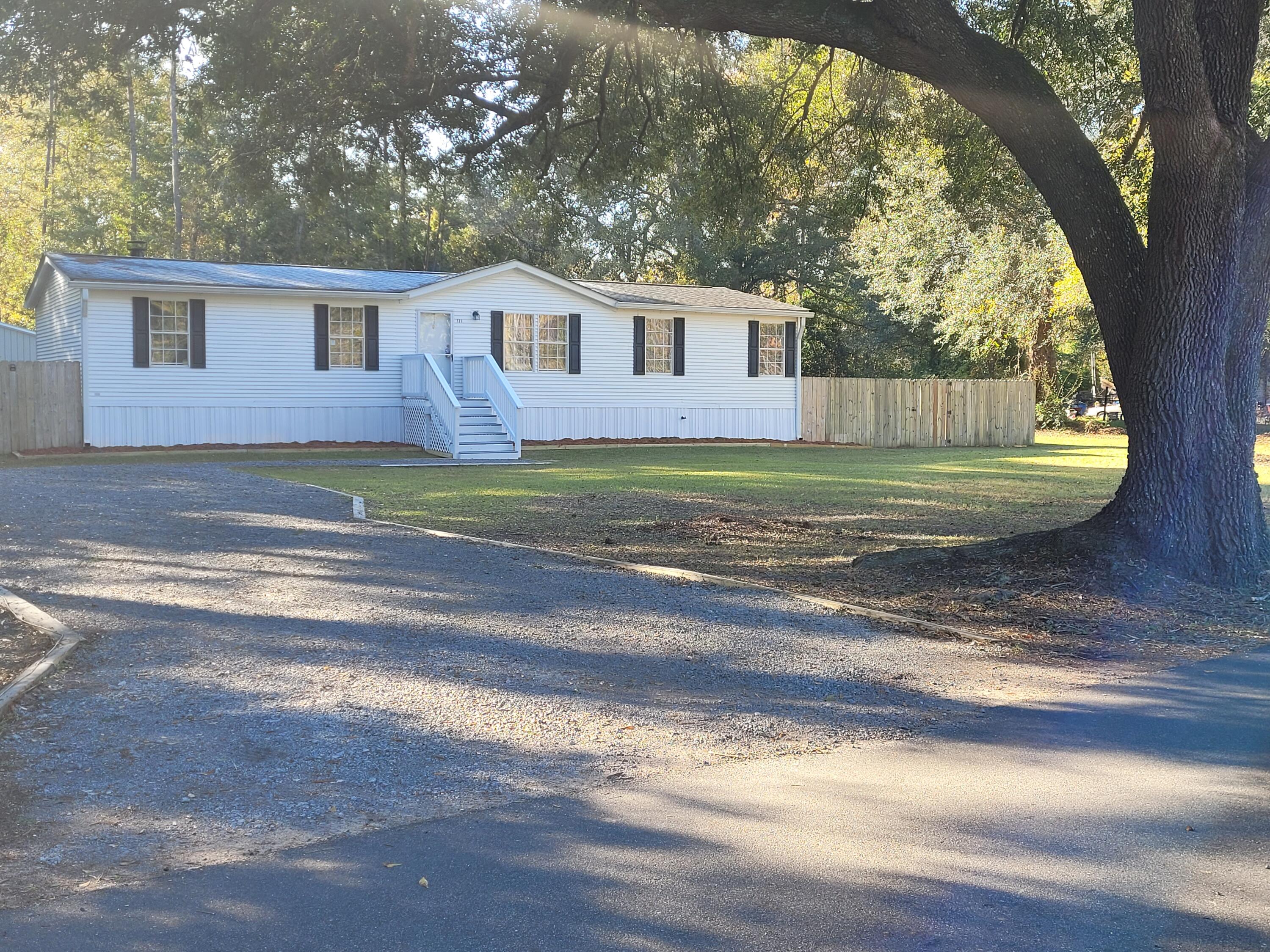 131 Schultz Lake Road Summerville, SC 29483 - Photo 1 of 36 Gallery Image 1