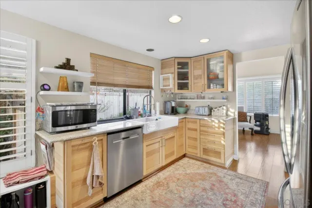 $939,900 | 6339 Caminito Del Pastel, San Diego, CA 92111