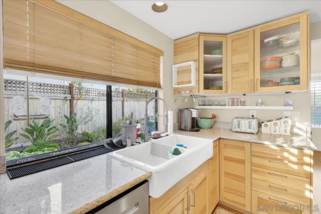 $939,900 | 6339 Caminito Del Pastel, San Diego, CA 92111