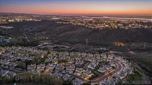 $939,900 | 6339 Caminito Del Pastel, San Diego, CA 92111