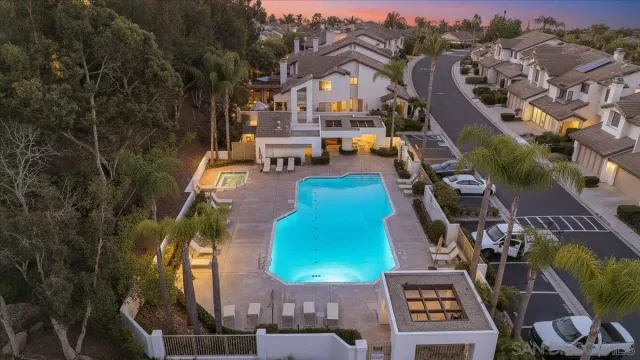 $939,900 | 6339 Caminito Del Pastel, San Diego, CA 92111