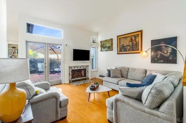 $939,900 | 6339 Caminito Del Pastel, San Diego, CA 92111