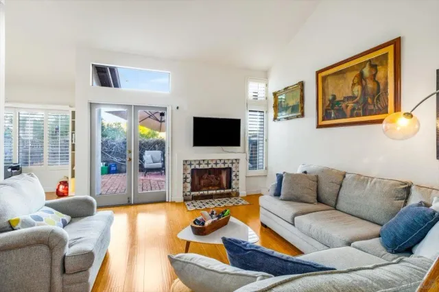 $939,900 | 6339 Caminito Del Pastel, San Diego, CA 92111