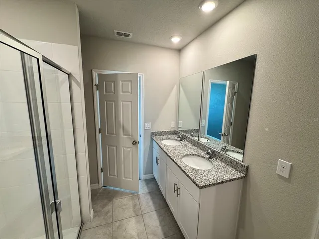 $2,100 | 512 Mckenna Drive, Winter Haven, FL 33881