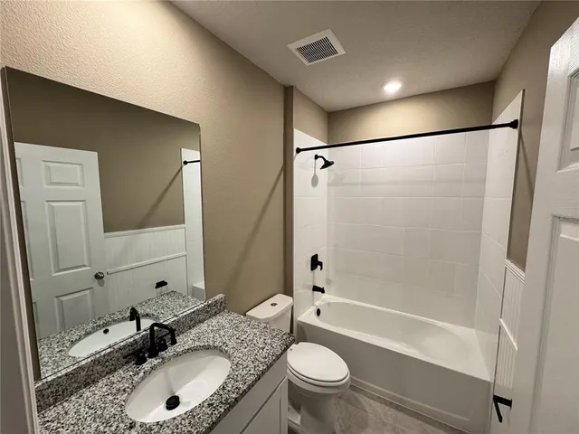 $2,100 | 512 Mckenna Drive, Winter Haven, FL 33881