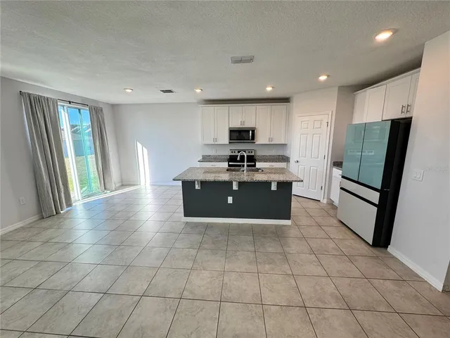 $2,100 | 512 Mckenna Drive, Winter Haven, FL 33881