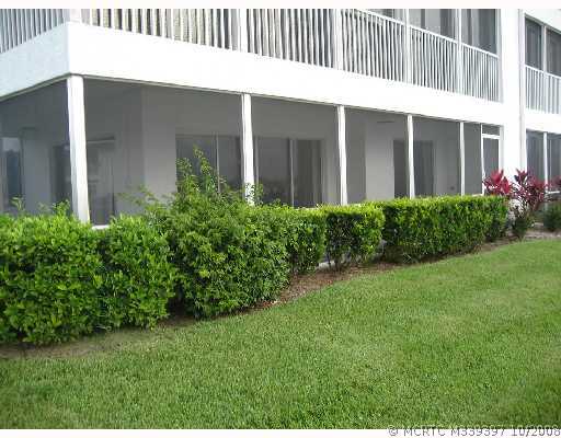 1868 Southwest Palm City Road, Unit 107 Stuart, FL 34994 - Photo 5 of 7 Exterior Front.