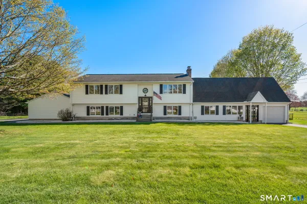 $575,000 | 215 Four Bridges Road, Somers, CT 06071