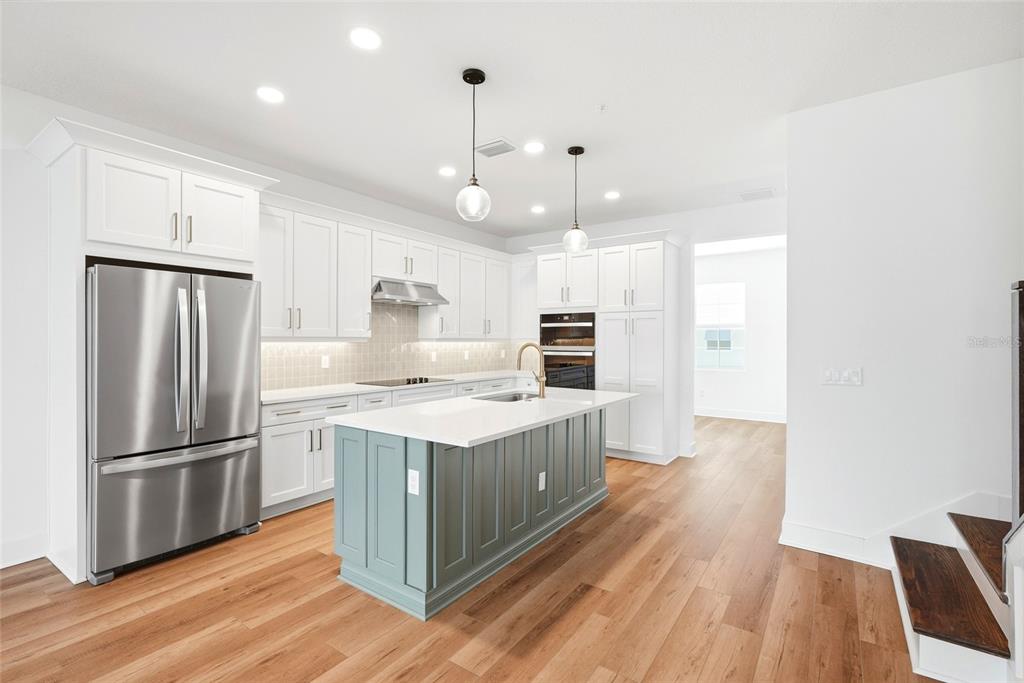 9936 Key Haven Road Seminole, FL 33777 - Photo 8 of 54