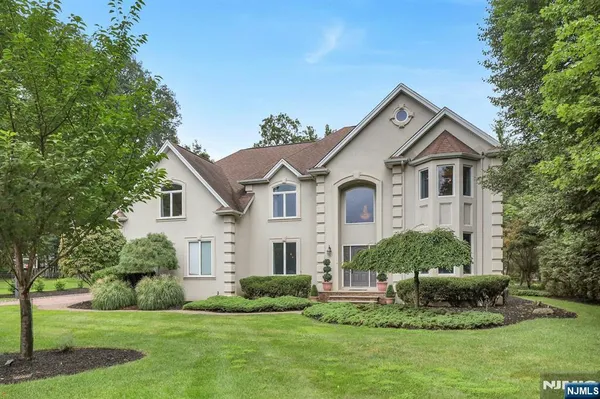 $1,650,000 | 17 Brook Street, Montvale, NJ 07645