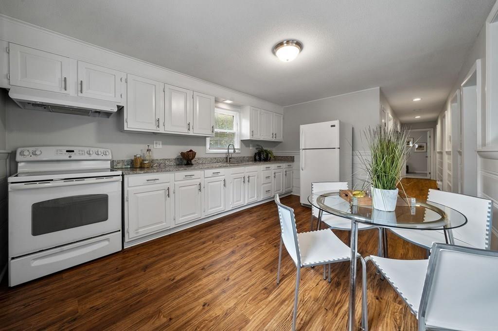 168 Shepard Road Sturbridge, MA 01566 - Photo 4 of 37 Gallery Image 4