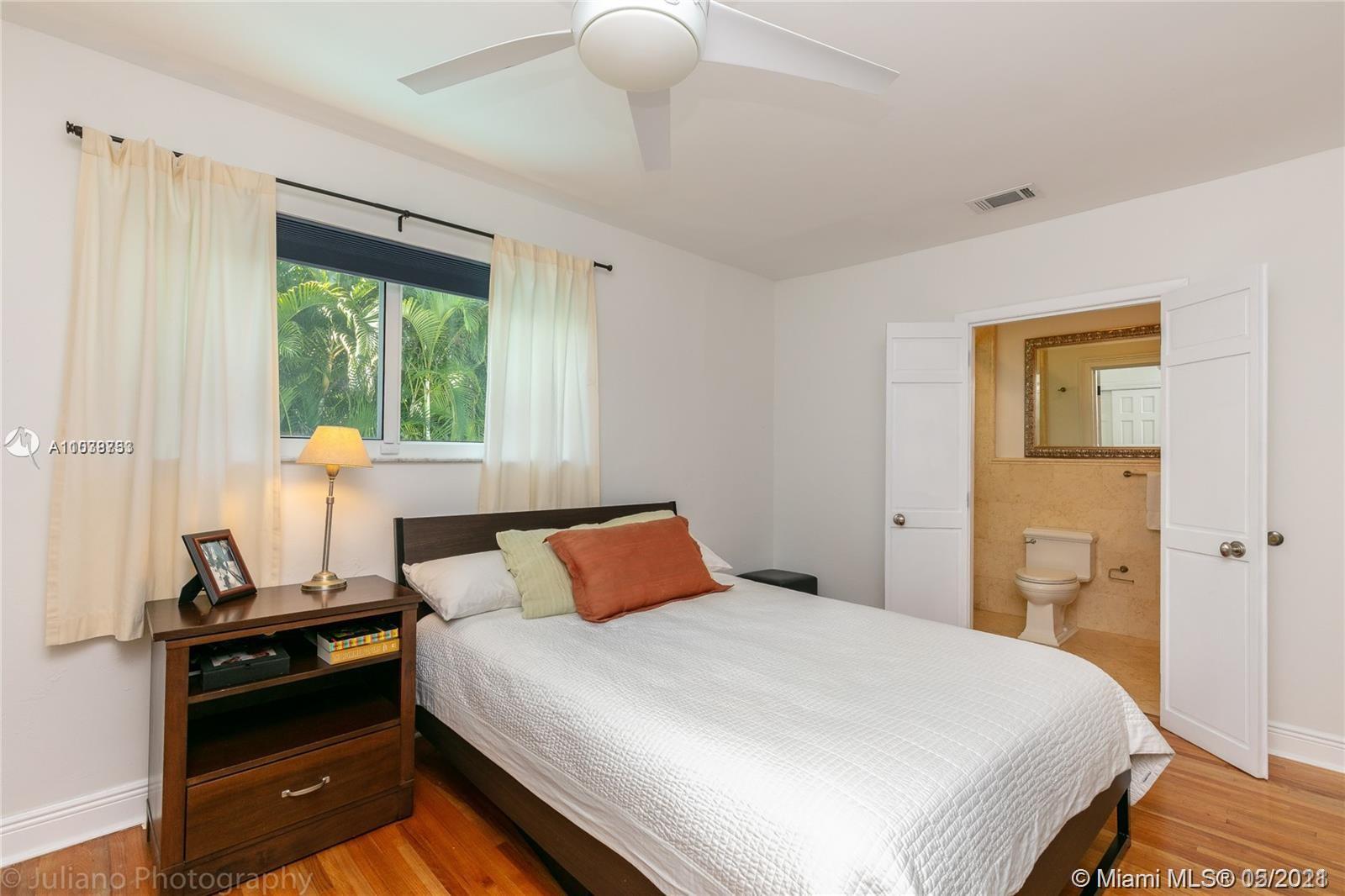 3508 Crystal View Court Coconut Grove, FL 33133 - Photo 19 of 37