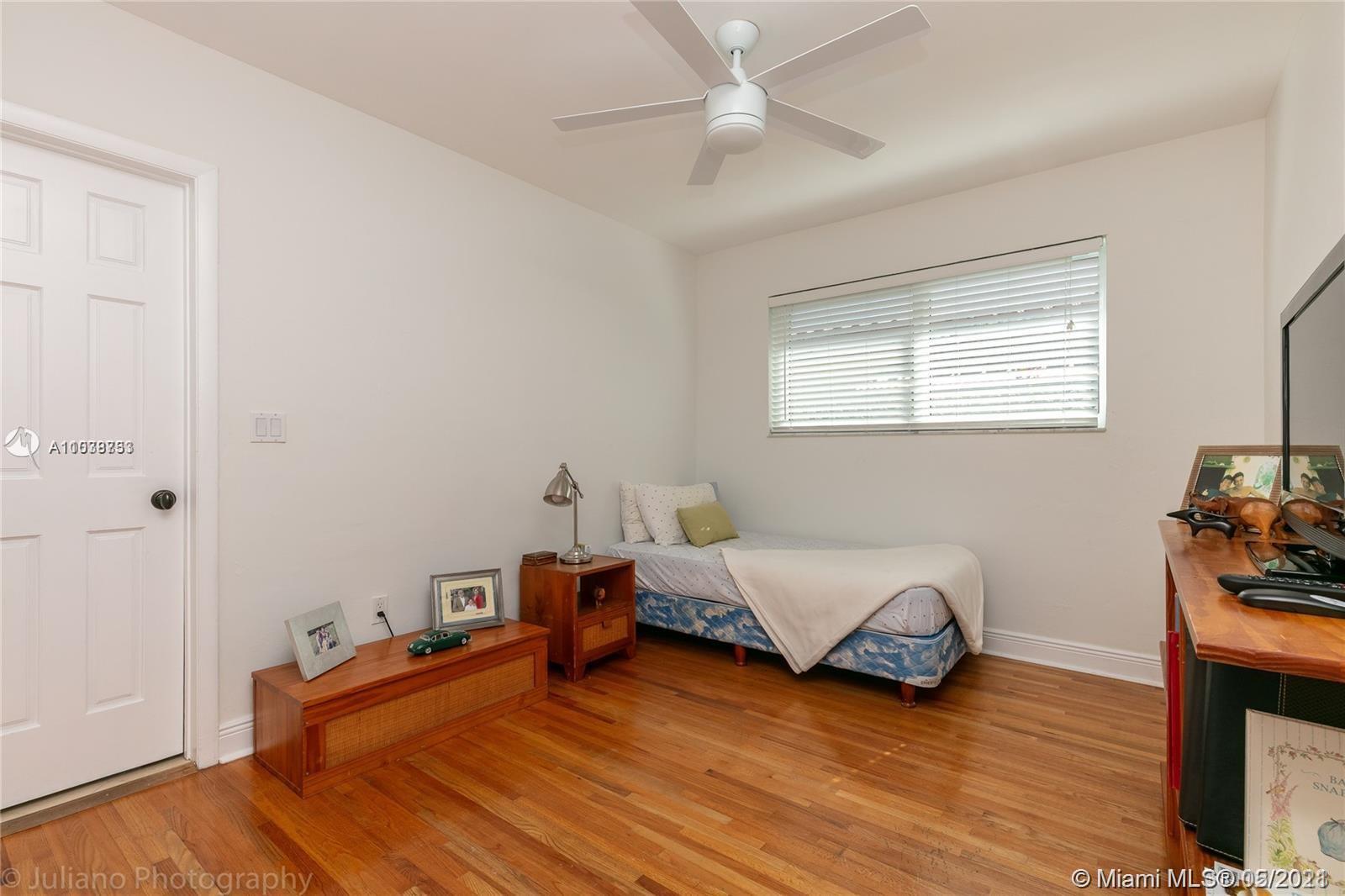 3508 Crystal View Court Coconut Grove, FL 33133 - Photo 27 of 37