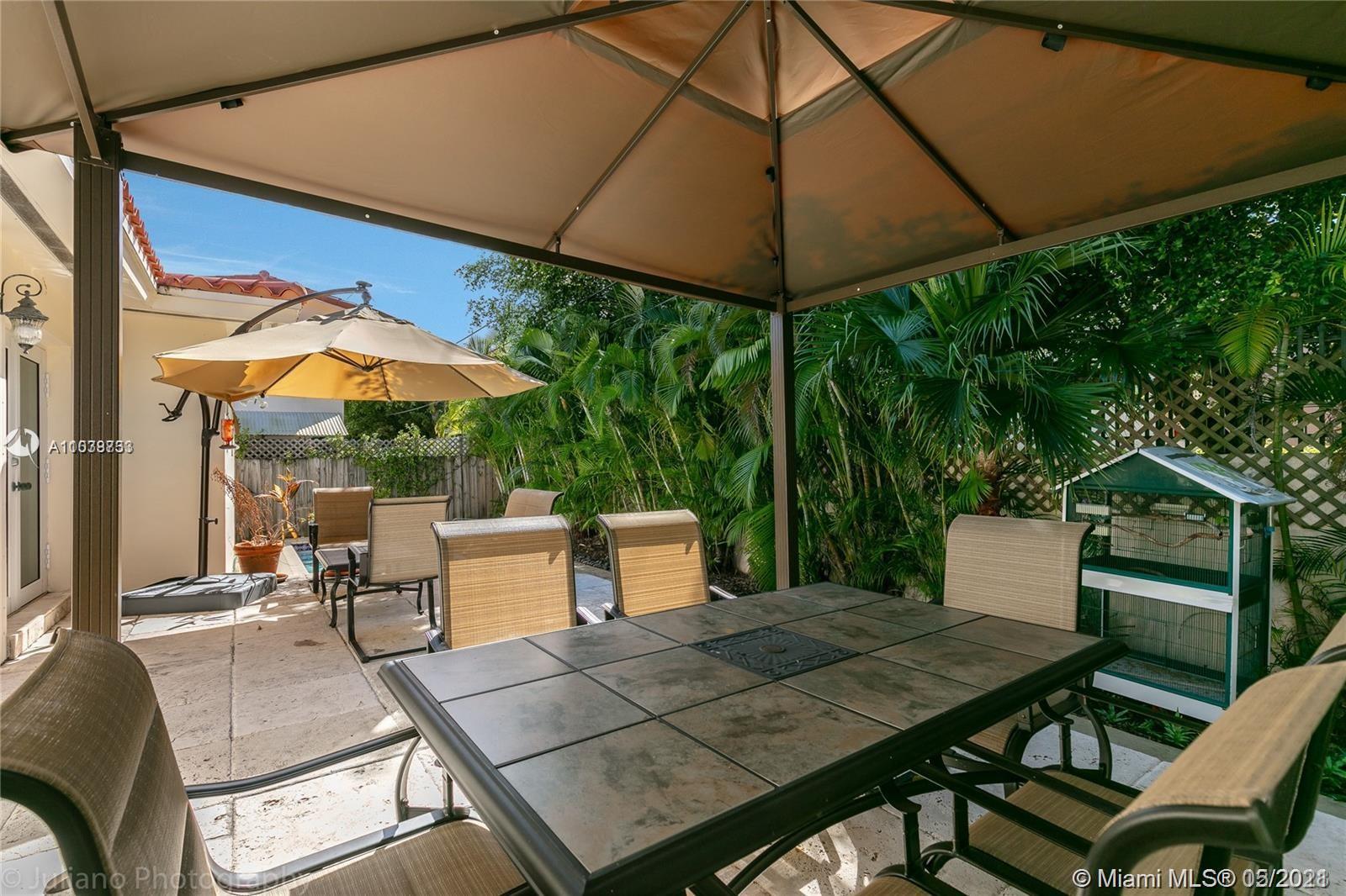 3508 Crystal View Court Coconut Grove, FL 33133 - Photo 30 of 37