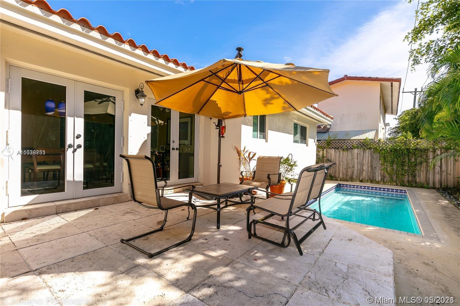 3508 Crystal View Court Coconut Grove, FL 33133 - Photo 32 of 37