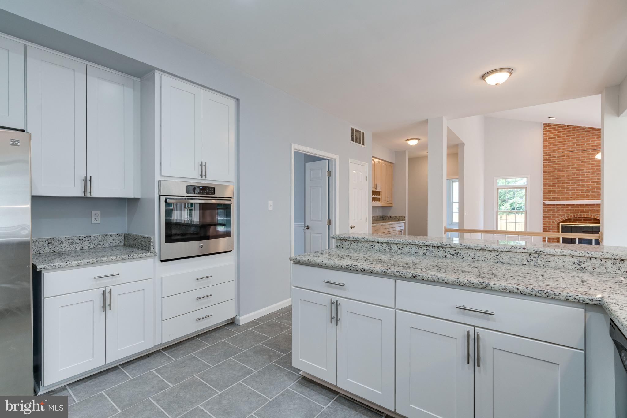 8143 Ridge Creek Way Springfield, VA 22153 - Photo 21 of 75 Kitchen
