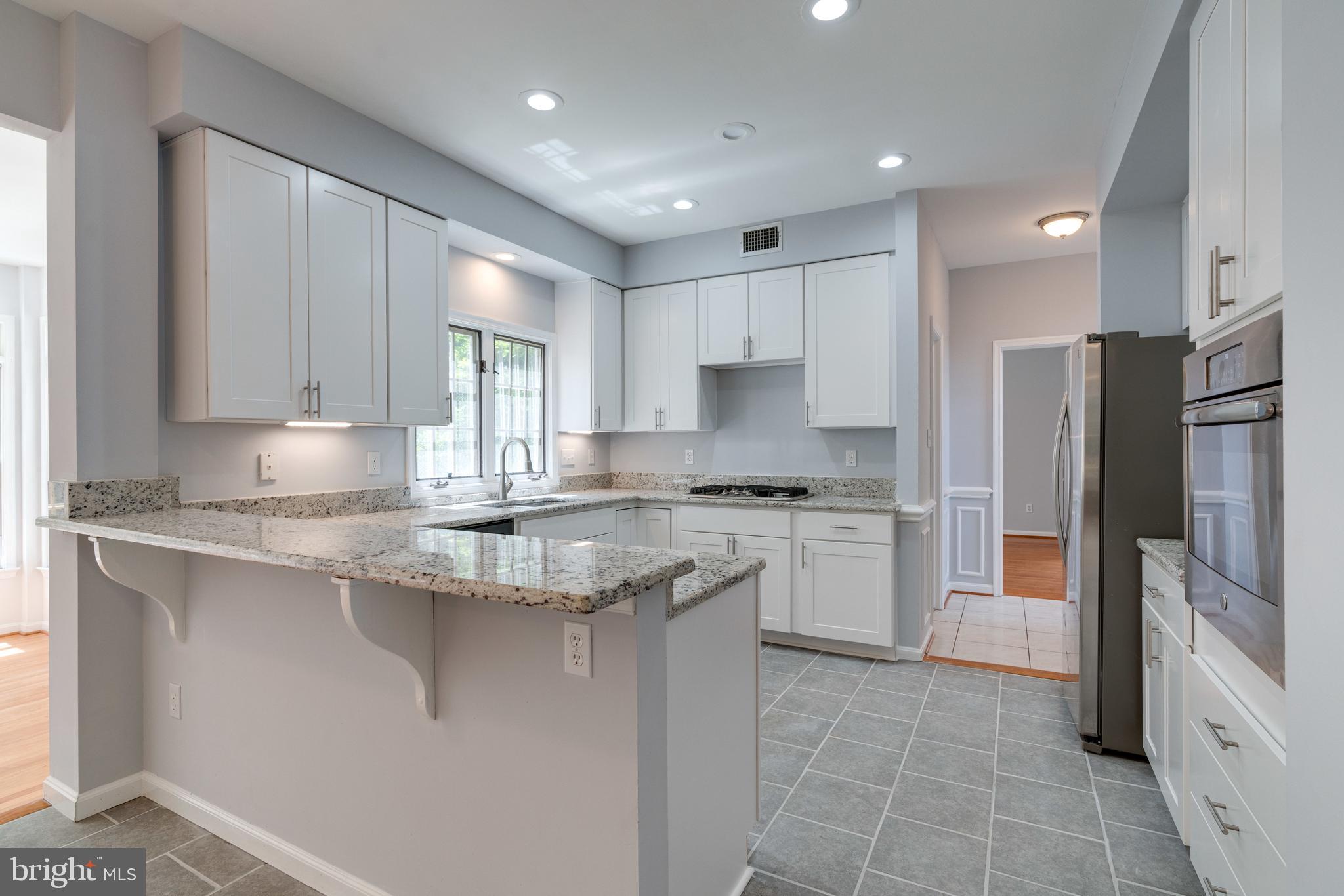 8143 Ridge Creek Way Springfield, VA 22153 - Photo 24 of 75 Kitchen