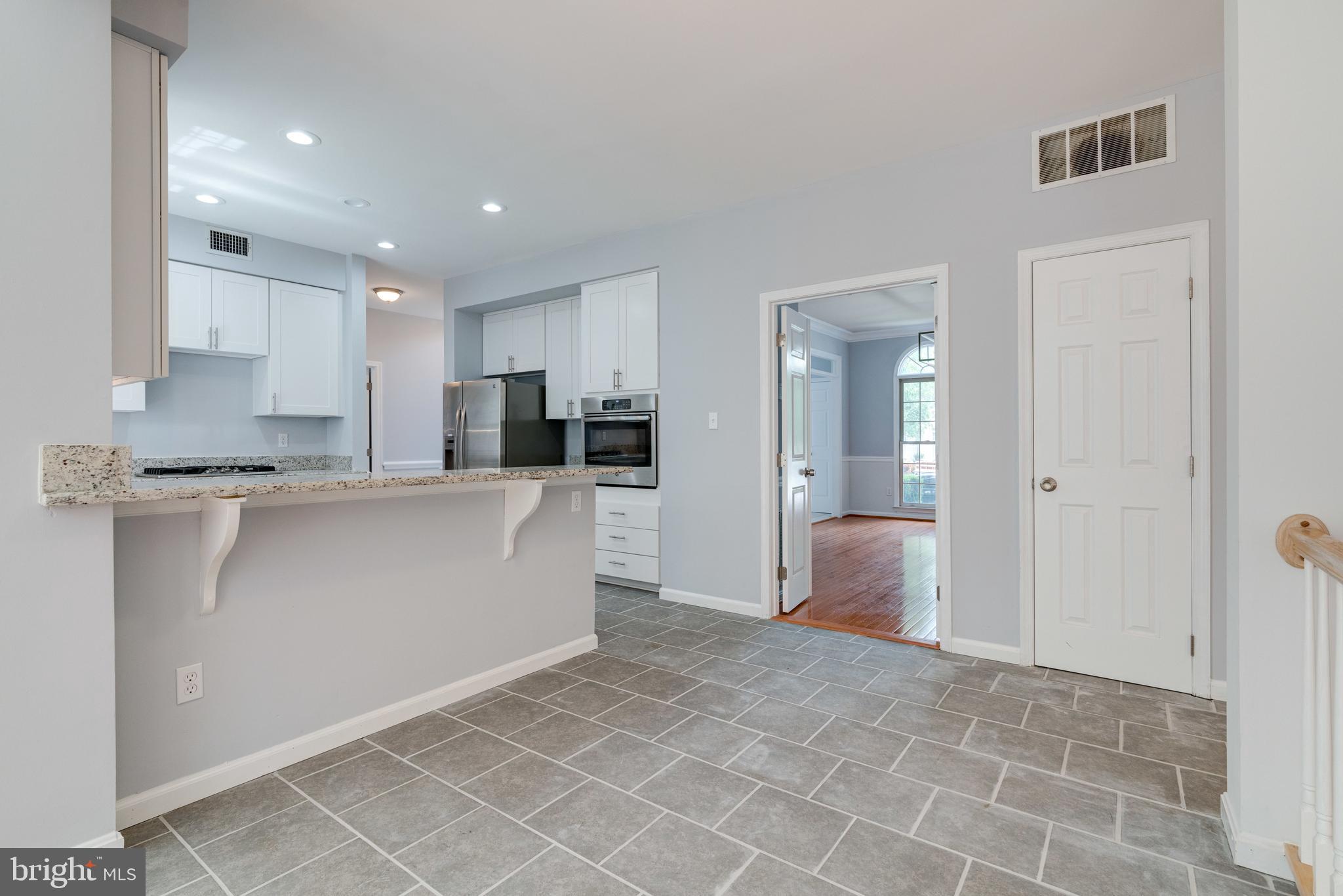 8143 Ridge Creek Way Springfield, VA 22153 - Photo 27 of 75 Breakfast Area