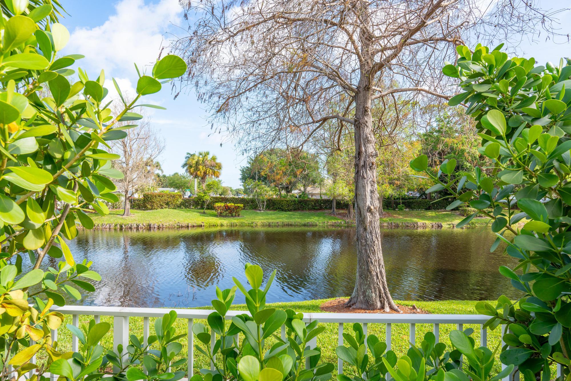 272 Clocktower Drive Jupiter, FL 33458 - Photo 46 of 61 A7407182