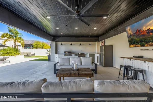 $1,699,900 | 6157 East Broadway Avenue, Apache Junction, AZ 85119