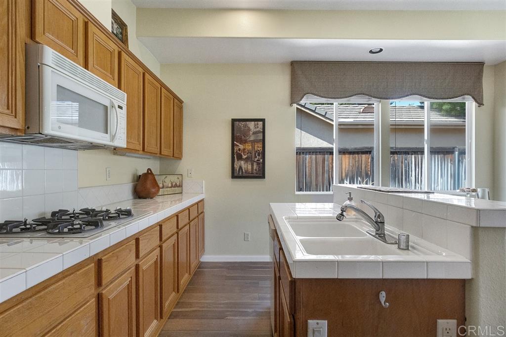 2126 Stone Castle Fallbrook, CA 92028 - Photo 12 of 25