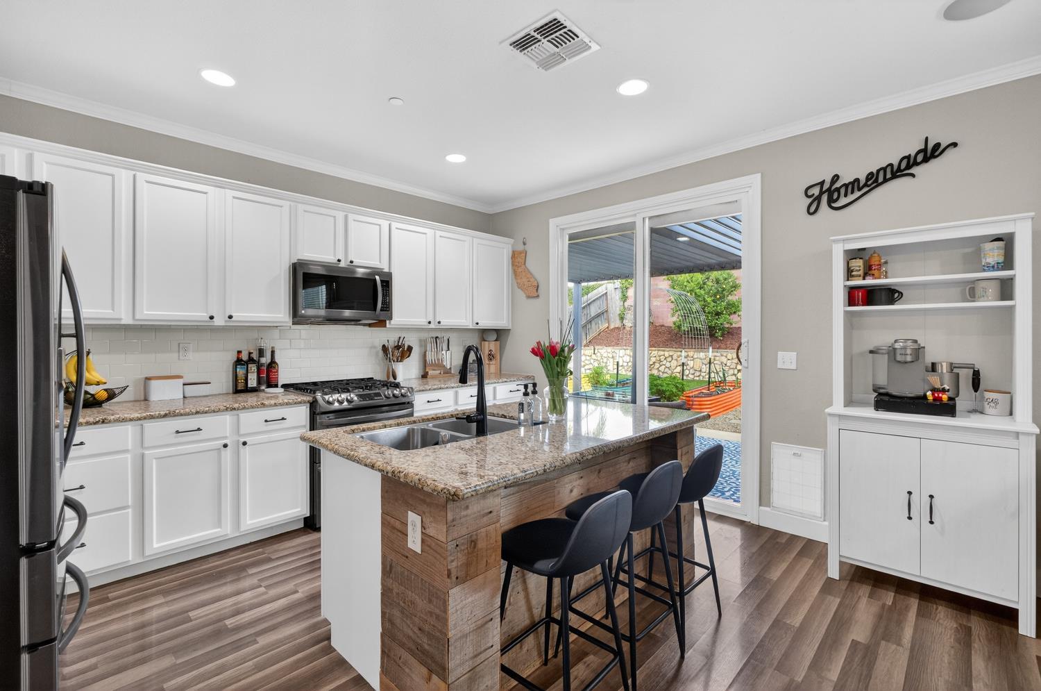 12289 Edyth Lake Way Rancho Cordova, CA 95742 - Photo 14 of 46