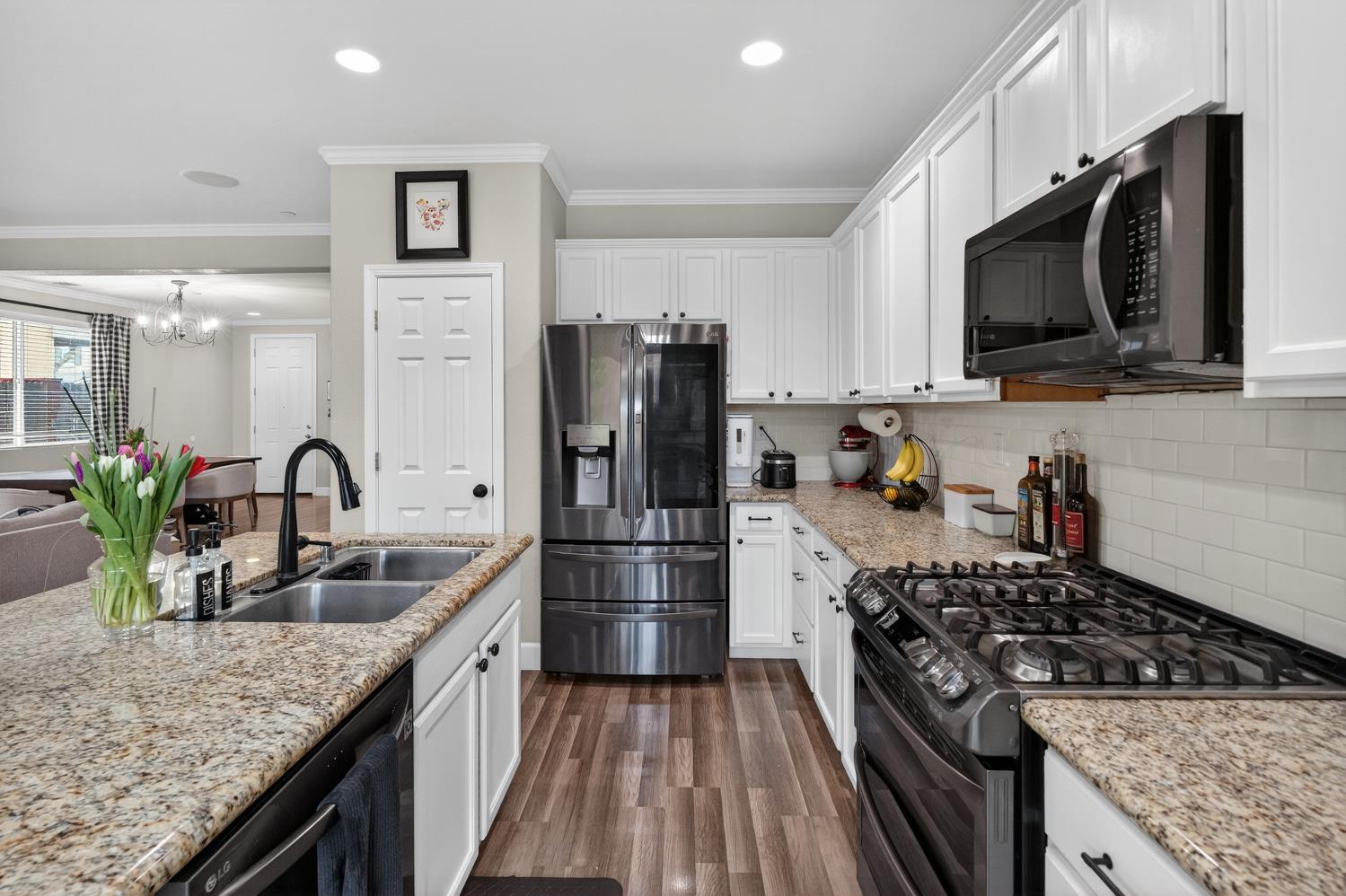 12289 Edyth Lake Way Rancho Cordova, CA 95742 - Photo 15 of 46