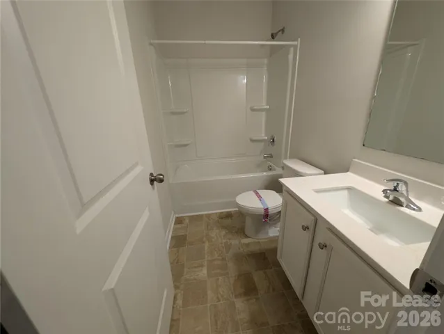 $2,700 | 3340 Blf Hl Lane, Charlotte, NC 28215