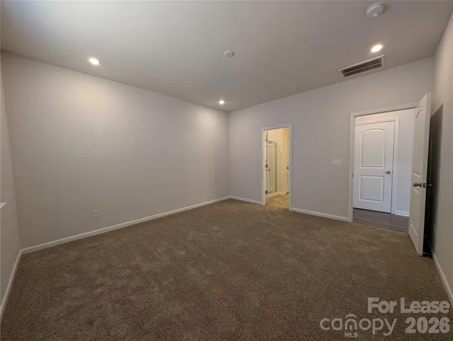 $2,700 | 3340 Blf Hl Lane, Charlotte, NC 28215