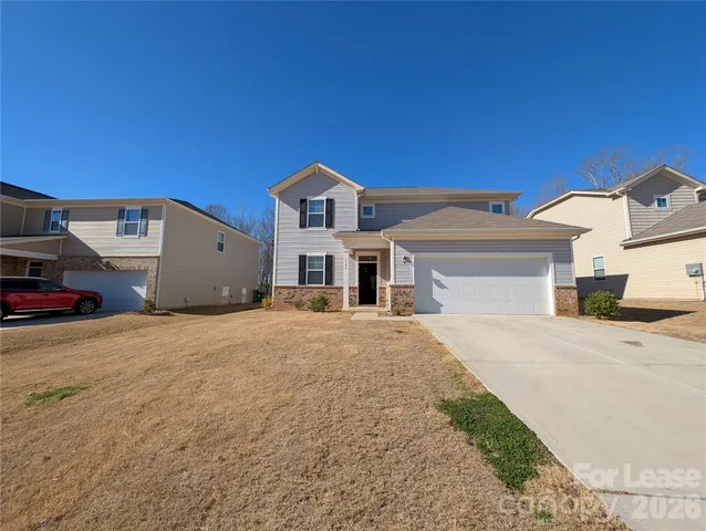 $2,700 | 3340 Blf Hl Lane, Charlotte, NC 28215