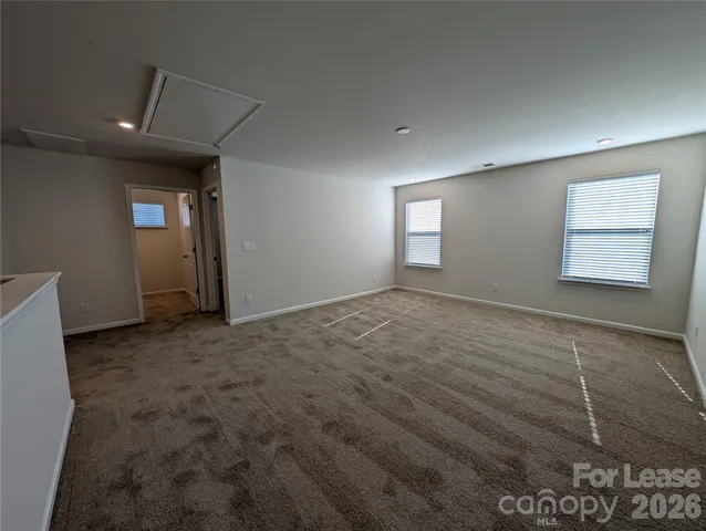 $2,700 | 3340 Blf Hl Lane, Charlotte, NC 28215