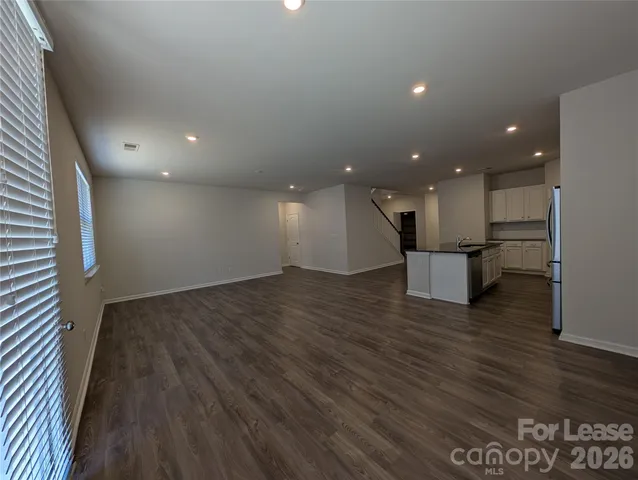 $2,700 | 3340 Blf Hl Lane, Charlotte, NC 28215