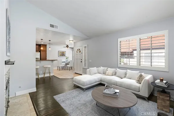 $560,000 | 21227 Camelia, Unit 18, Lake Forest, CA 92630