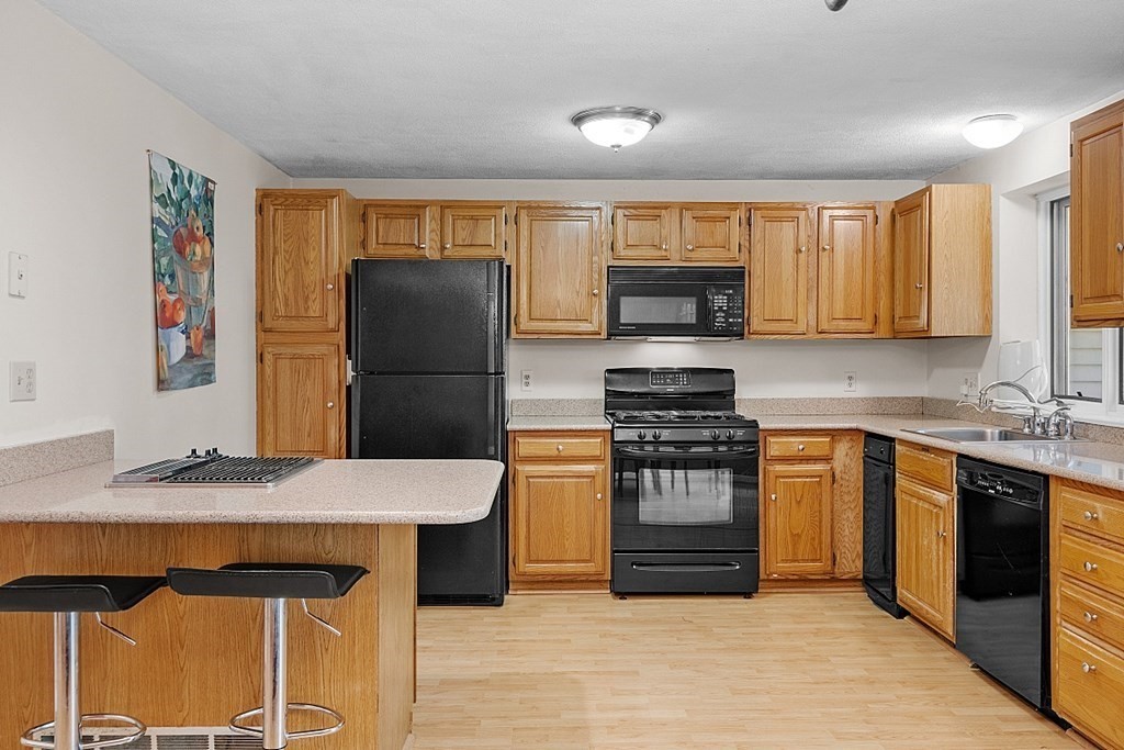 18 Deer Path, Unit 4 Maynard, MA 01754 - Photo 8 of 40 Gallery Image 8